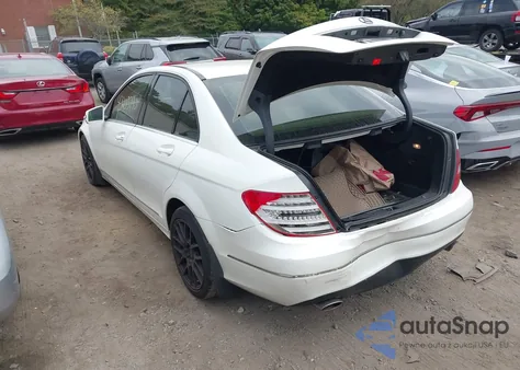 2013 Mercedes-Benz C 300 Luxury 4Matic from USA, damaged, VIN WDDGF8AB7DG131716